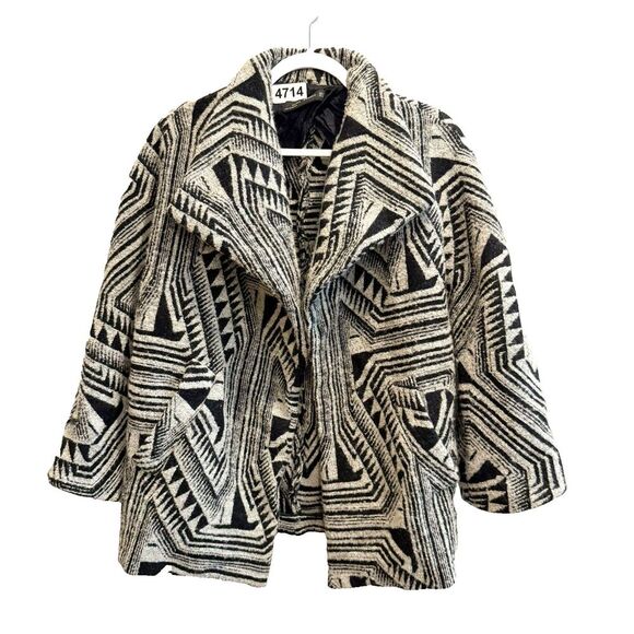 Zara Womens Black Gray Coat Jacket Size M Aztec Artsy Long Sleeve Geometric - Picture 1 of 9